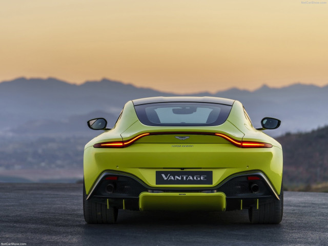 aston martin vantage pic #183662