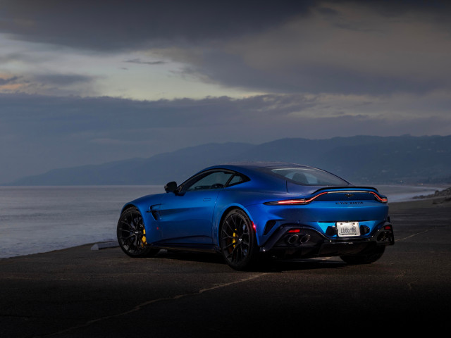 aston martin vantage pic #207924