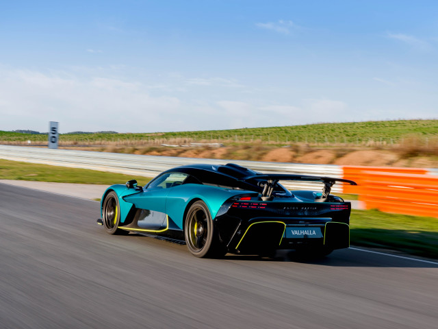 aston martin valhalla pic #208045