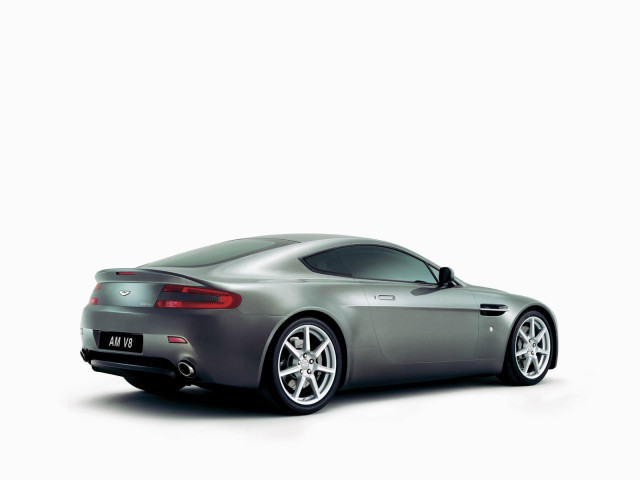 aston martin amv8 vantage pic #21732