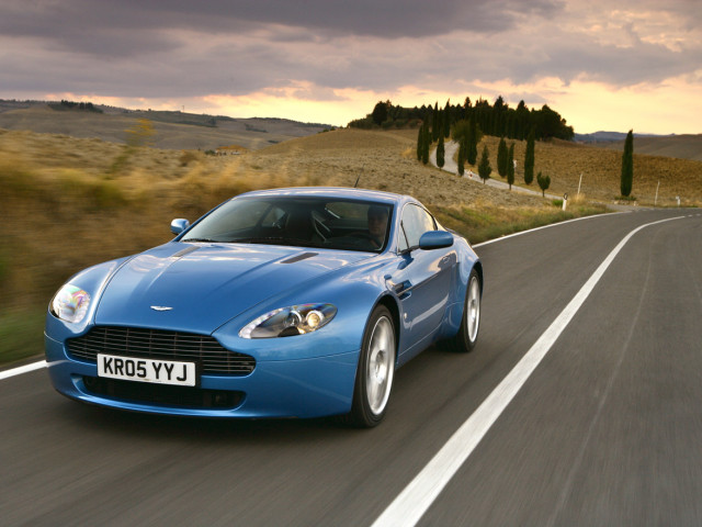 aston martin v8 vantage pic #27048