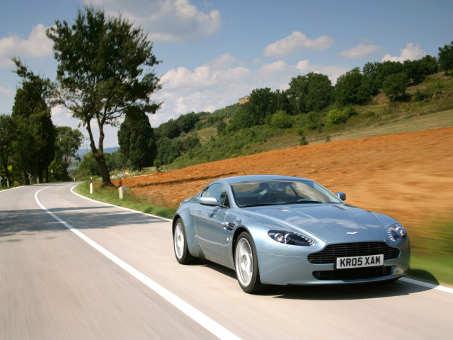 aston martin v8 vantage pic #27049