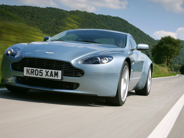 aston martin v8 vantage pic #27051