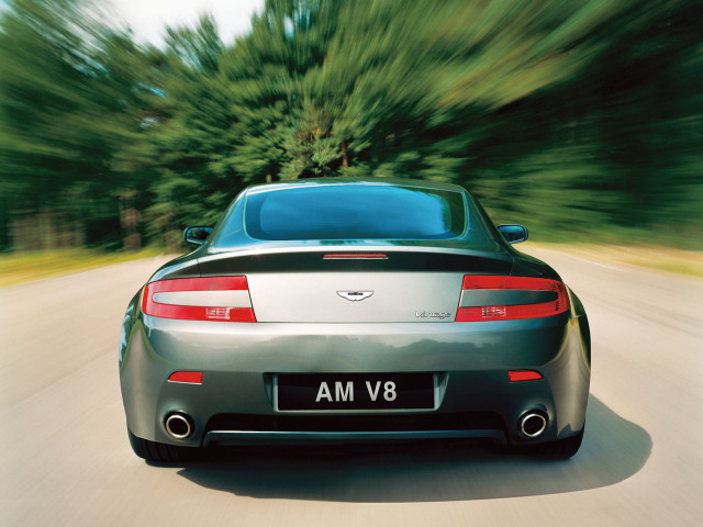 aston martin v8 vantage pic #27058