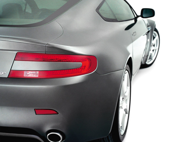 aston martin v8 vantage pic #27066