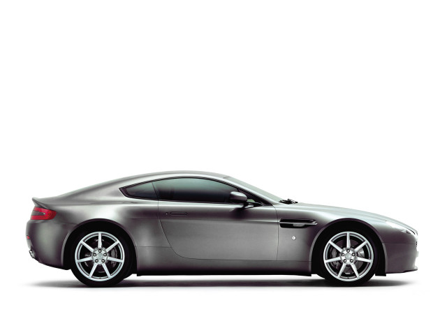 aston martin v8 vantage pic #27069