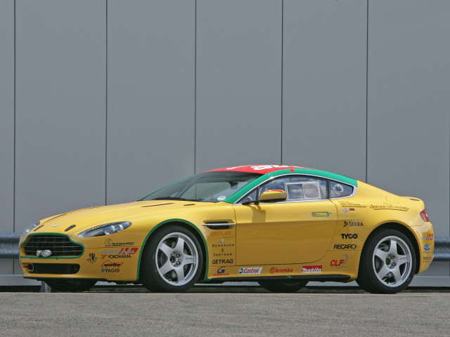 aston martin v8 vantage pic #37369