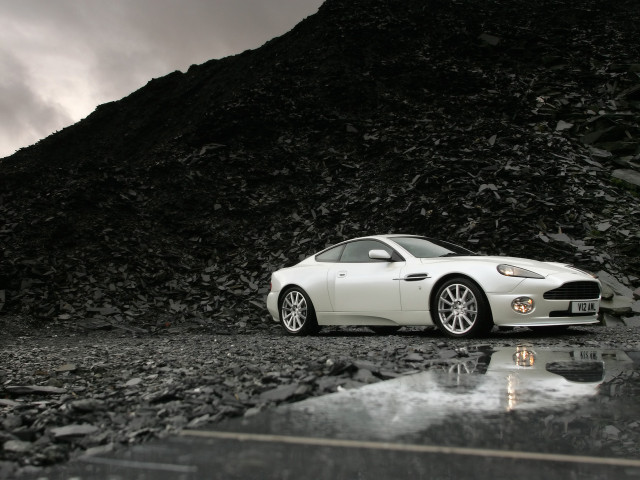 aston martin v12 vanquish s pic #41578