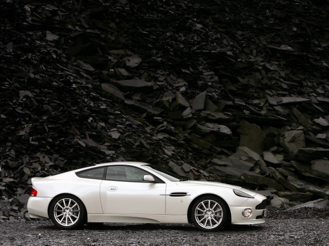 aston martin v12 vanquish s pic #41579