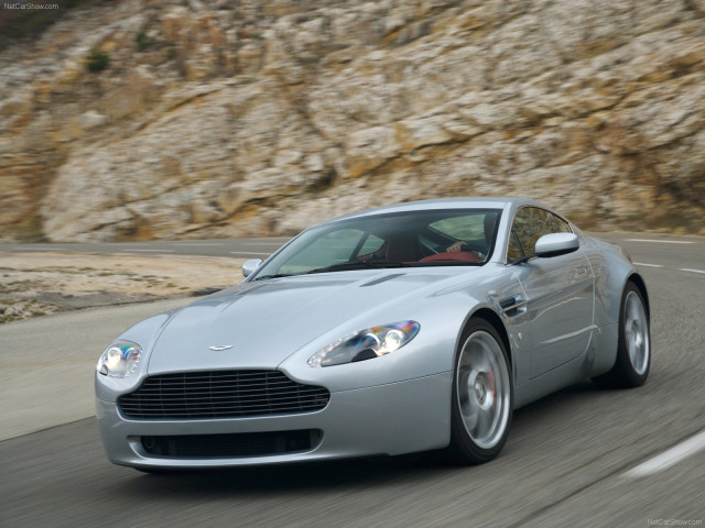 aston martin v8 vantage pic #47575