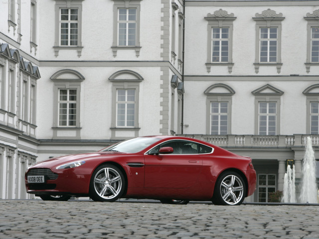 aston martin v8 vantage pic #56712