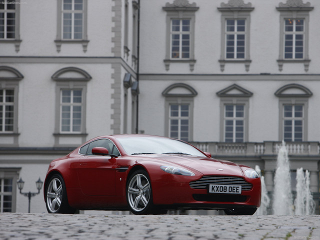 aston martin v8 vantage pic #56713