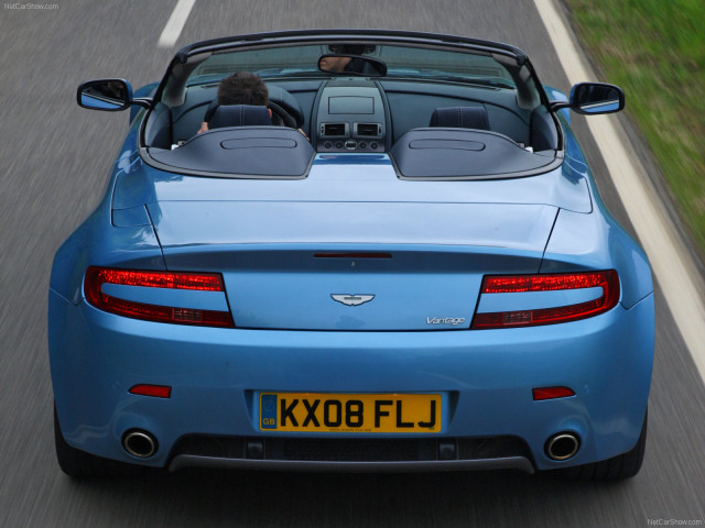 aston martin v8 vantage roadster pic #56716