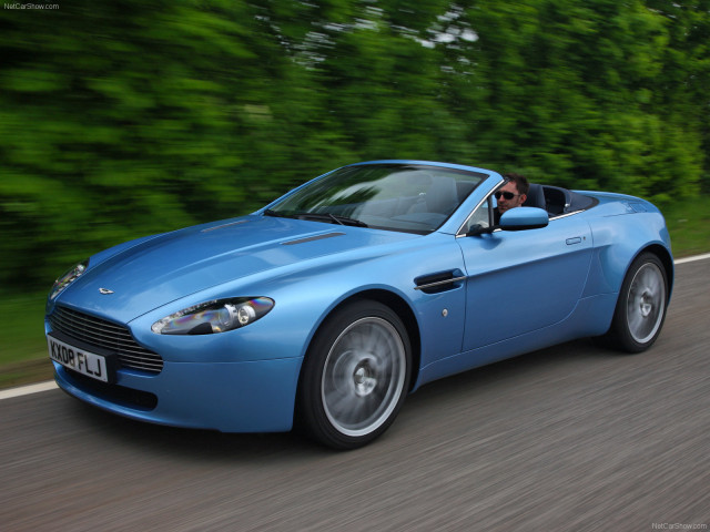 aston martin v8 vantage roadster pic #56730