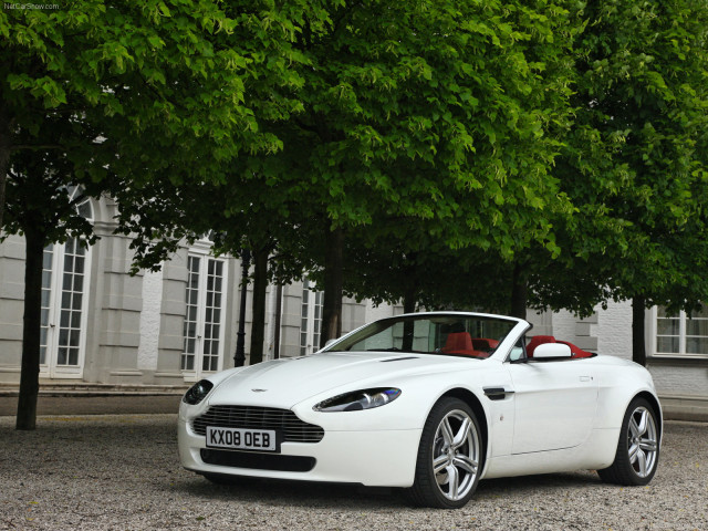 aston martin v8 vantage roadster pic #56735