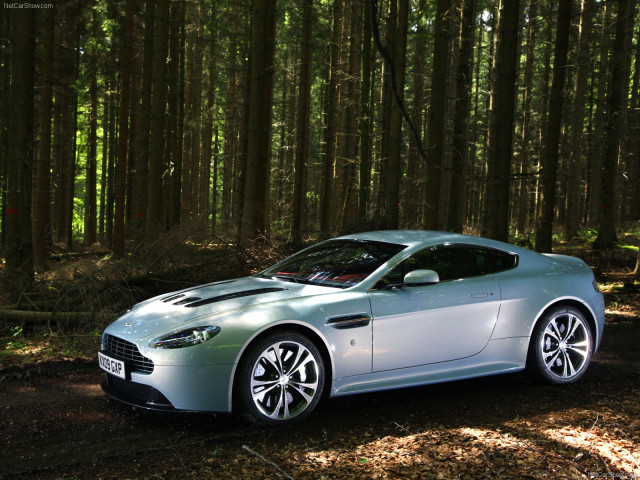 aston martin v12 vantage pic #64324