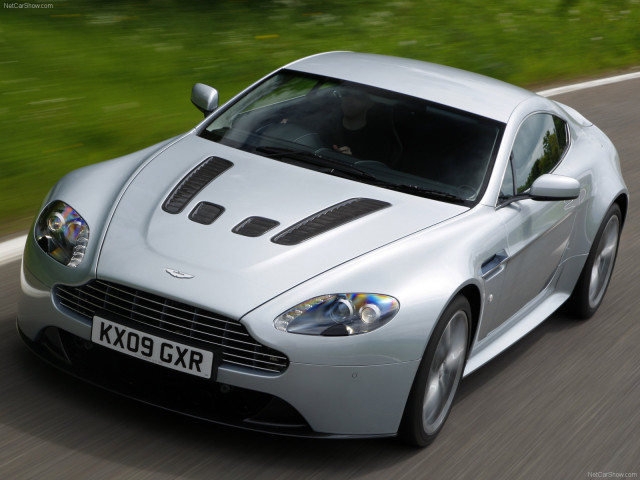 aston martin v12 vantage pic #64327