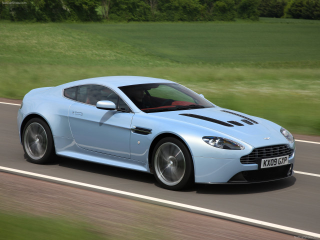 aston martin v12 vantage pic #64328