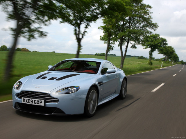 aston martin v12 vantage pic #64329