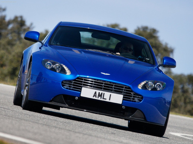 aston martin v8 vantage s pic #79046