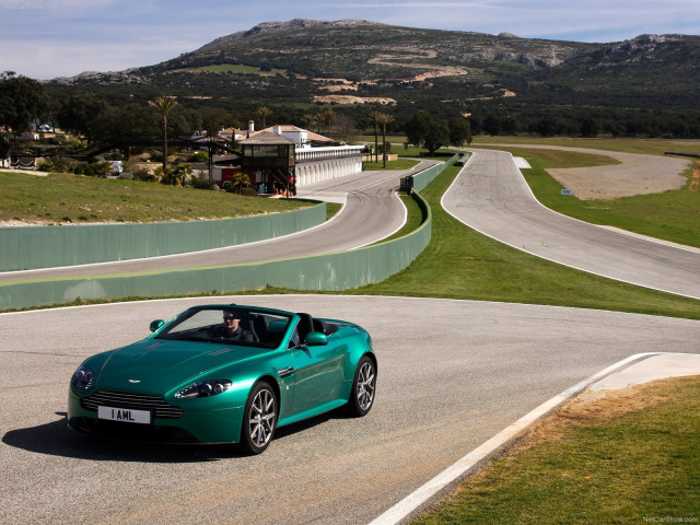 aston martin v8 vantage s roadster pic #79057