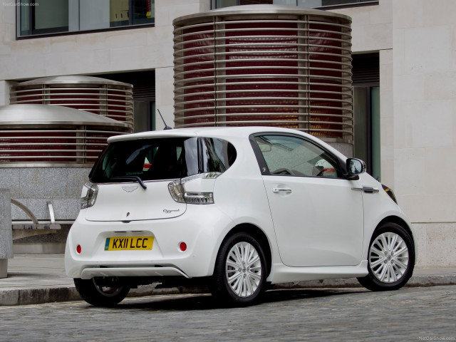 aston martin cygnet pic #81771