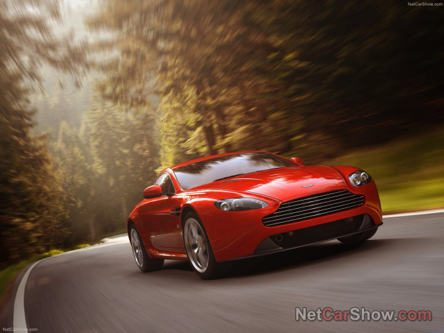 aston martin v8 vantage pic #89184