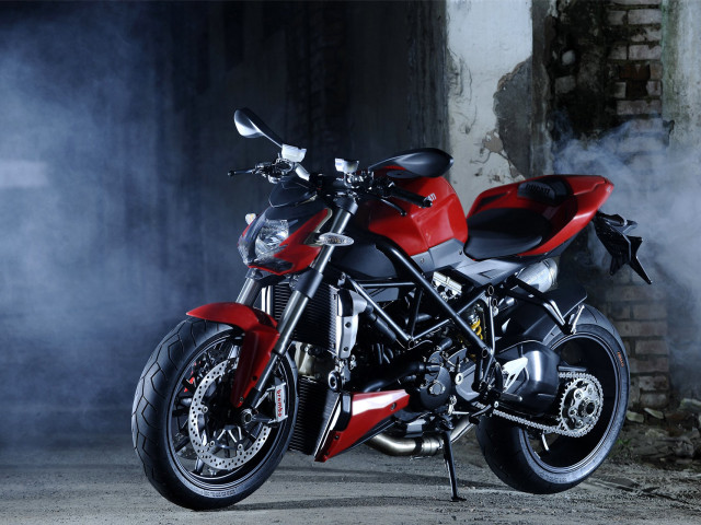 ducati streetfighter pic #67928