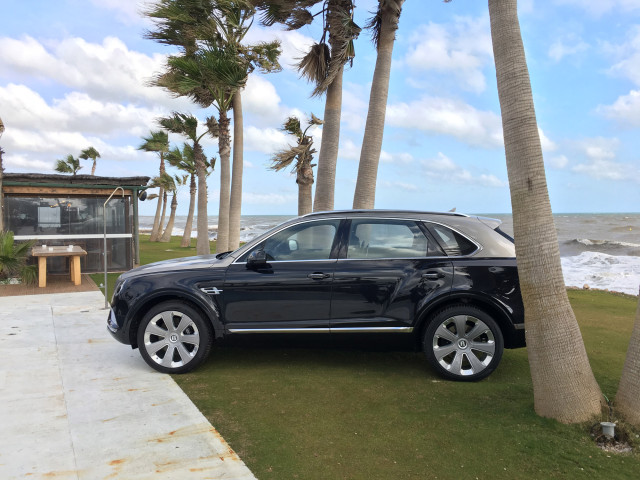 bentley bentayga pic #172379