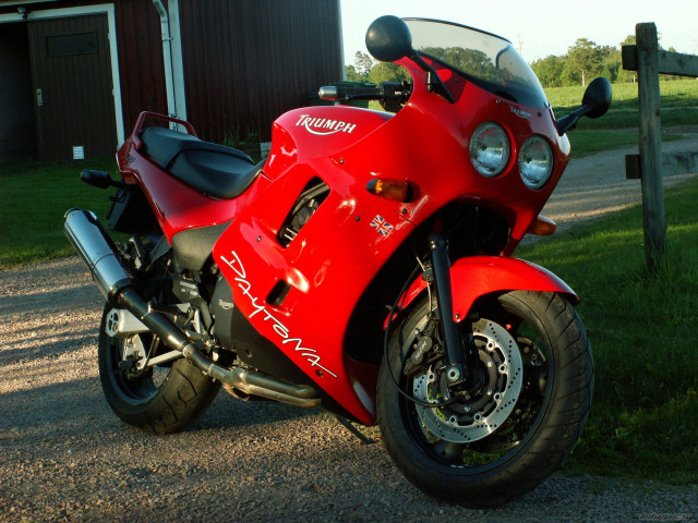 triumph daytona 1200 pic #105537