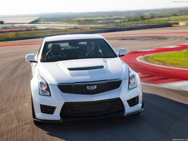 cadillac ats-v sedan pic #140633