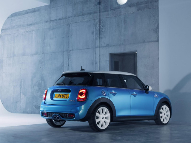 mini five-door hatchback  pic #120205