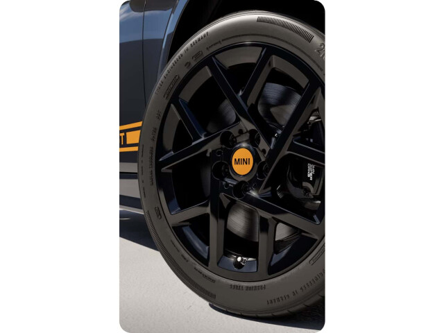 Mini Cooper IV (F66) photo 210148