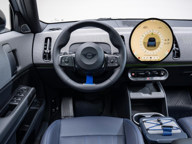 Mini Countryman III (U25) photo 211020