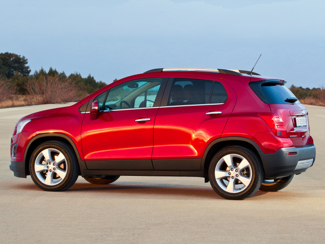 chevrolet tracker pic #100341