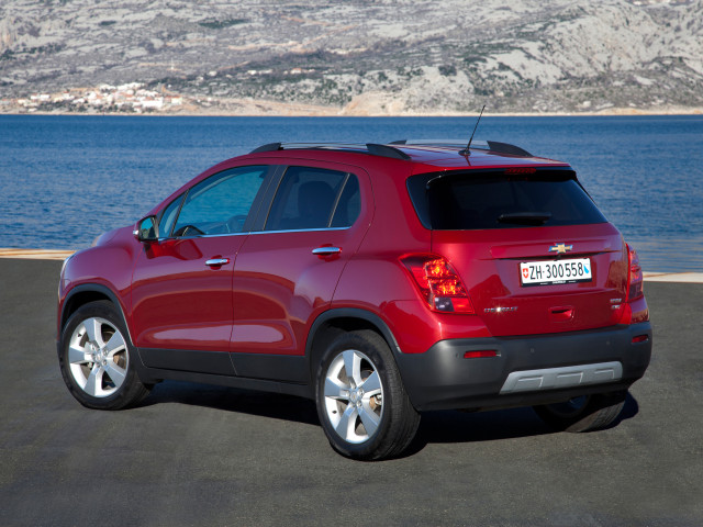 chevrolet tracker pic #100346