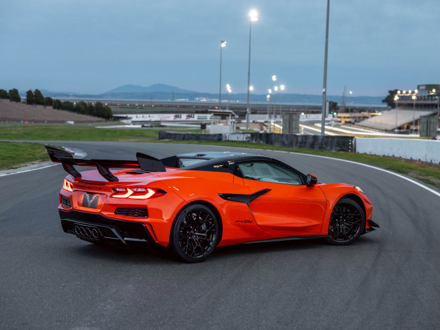 chevrolet corvette zr-1 pic #207895