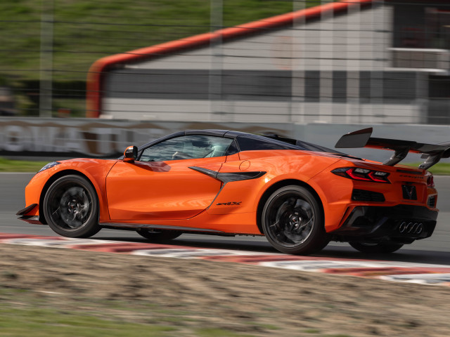 chevrolet corvette zr-1 pic #207897