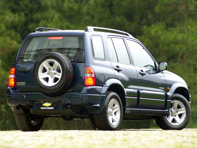 chevrolet tracker pic #7625