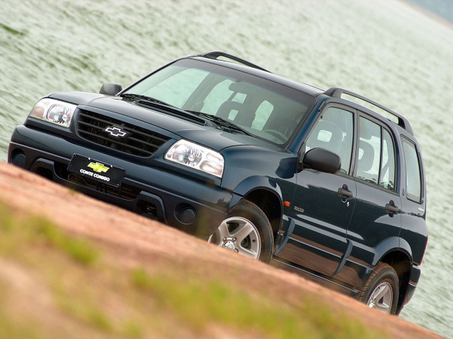 chevrolet tracker pic #7631