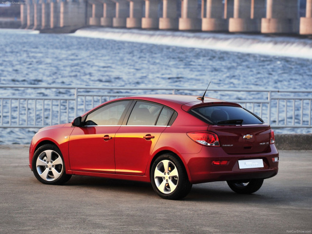 chevrolet cruze hatchback pic #82746