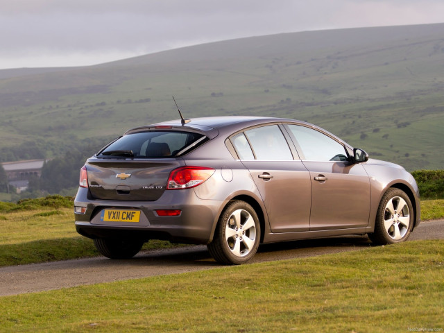 chevrolet cruze hatchback pic #82748