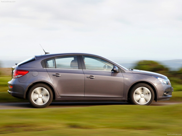 chevrolet cruze hatchback pic #82754