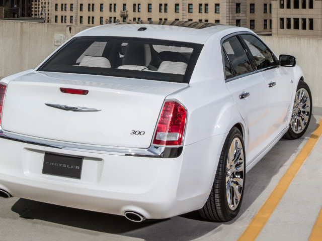 chrysler 300 motown edition pic #132718