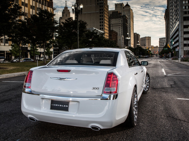 chrysler 300 motown edition pic #132734