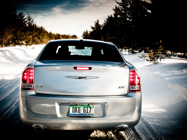 chrysler 300 glacier pic #132746