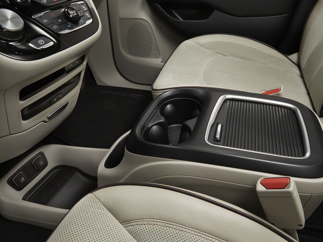 chrysler town and country pic #159749