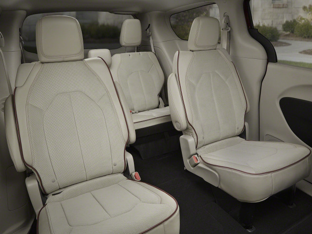 chrysler town and country pic #159763