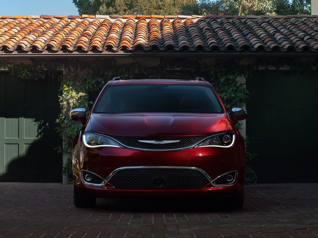 chrysler town and country pic #159768