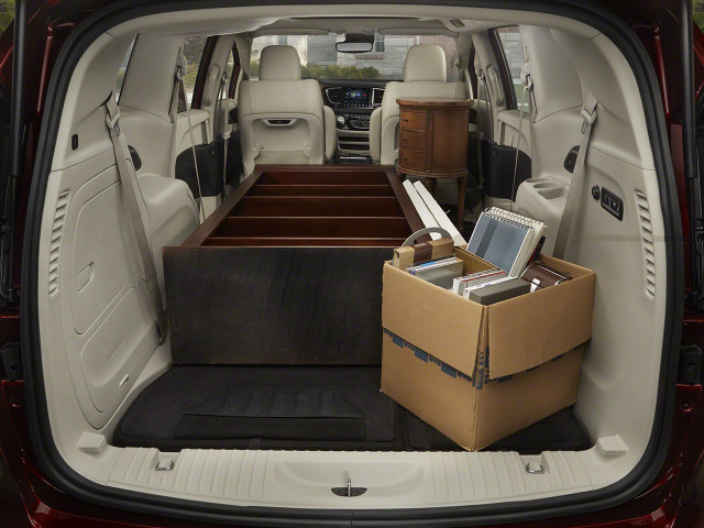 chrysler town and country pic #159785